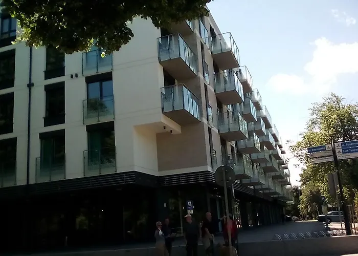 Daire Karmazynowy Nad Morzem