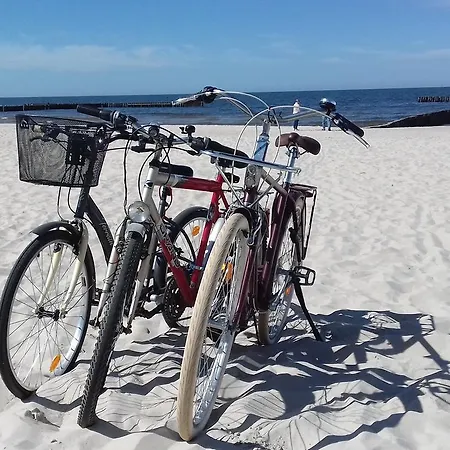 Lägenhet Karmazynowy Nad Morzem