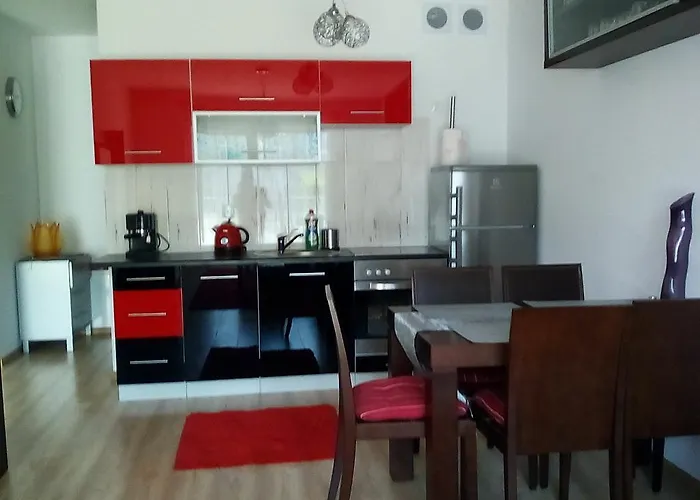 Karmazynowy Nad Morzem Kołobrzeg